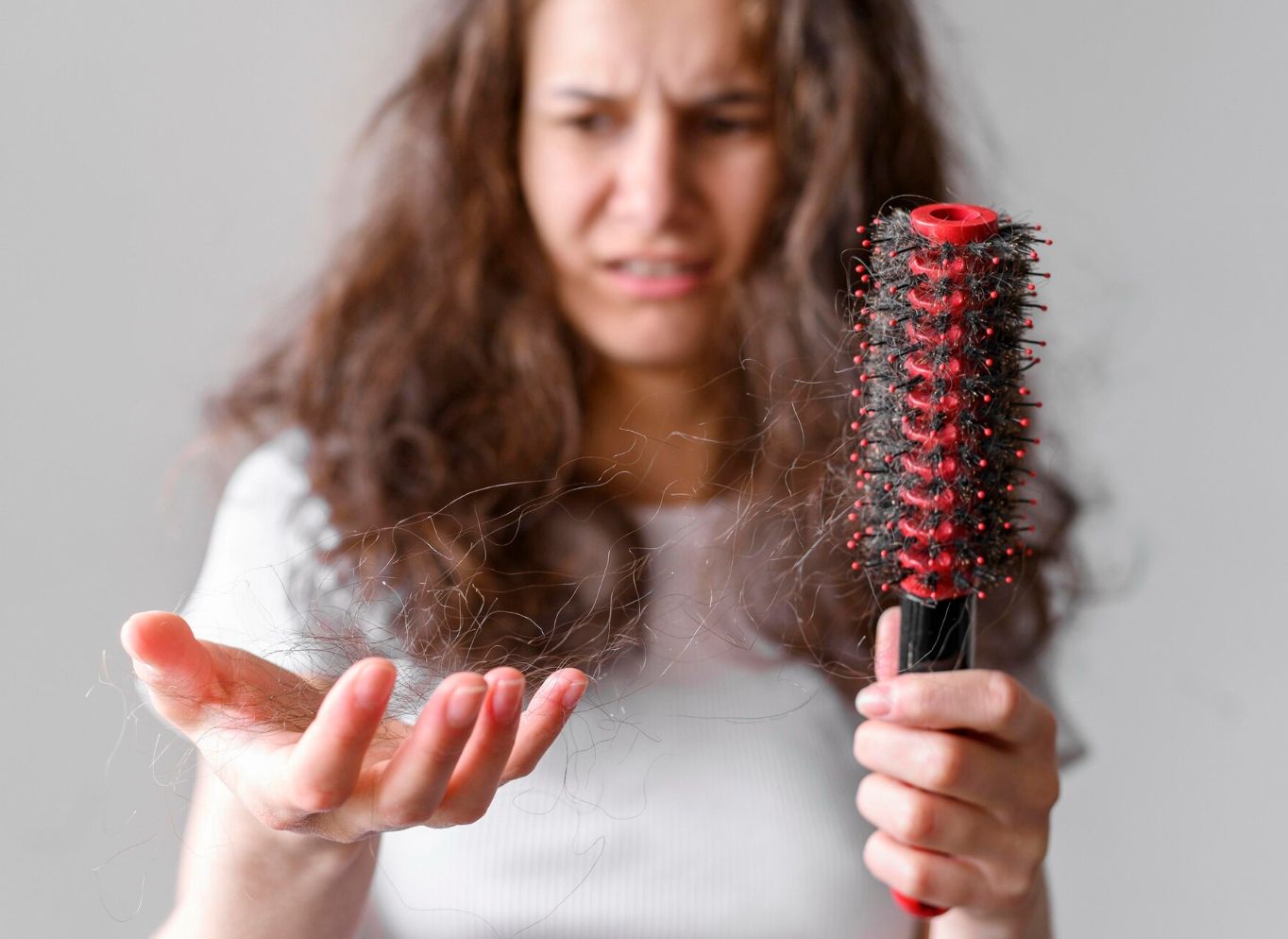 Red light therapy at home helps reverse stress-induced hair loss